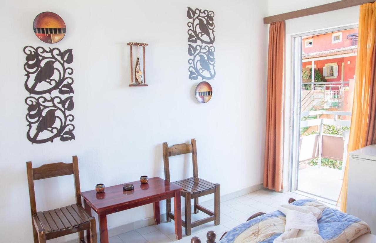 Sunlight Hotel Benitses  Ngoại thất bức ảnh