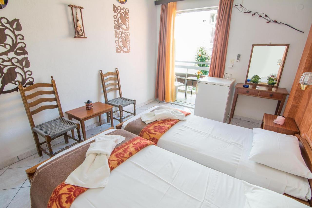 Sunlight Hotel Benitses  Ngoại thất bức ảnh