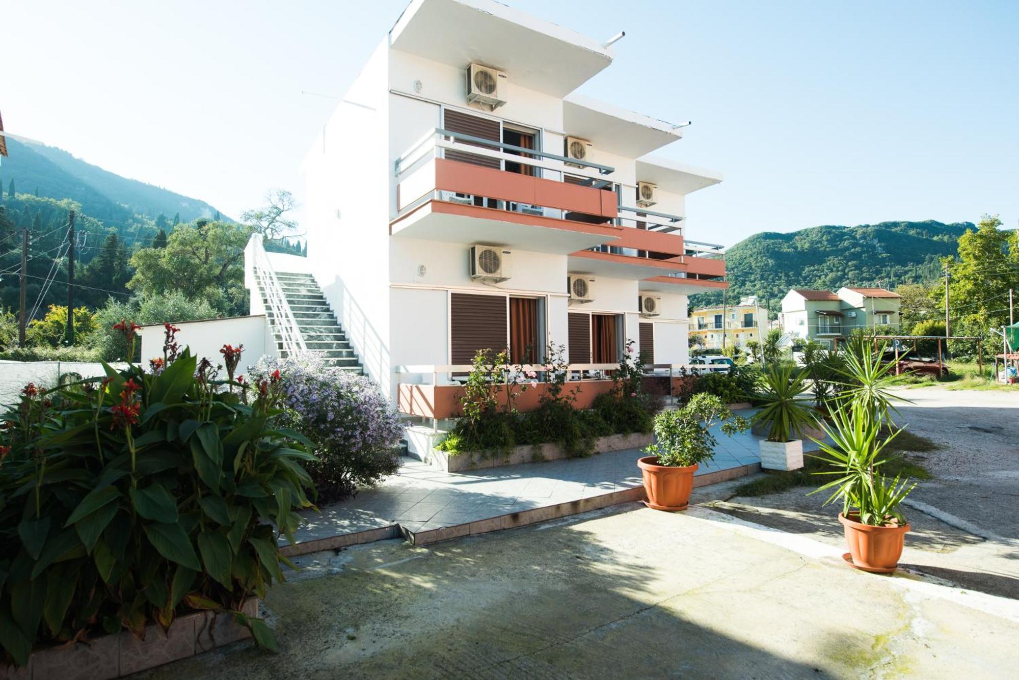 Sunlight Hotel Benitses  Ngoại thất bức ảnh